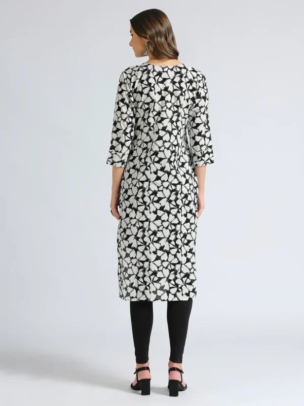 Zoviya straight kurti - Image 2